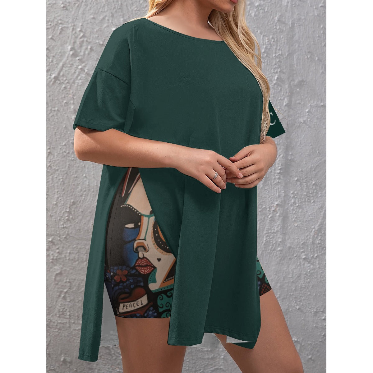 Women's Drop-Shoulder T-Shirt with Side Split and Shorts (Plus Size)